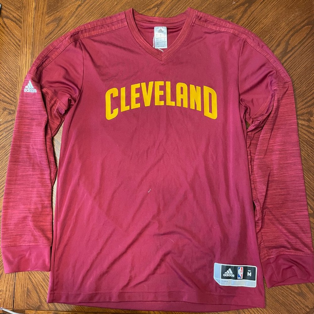 Adidas Cleveland Cavaliers Warmup On-Court LS Shirt, Men's L